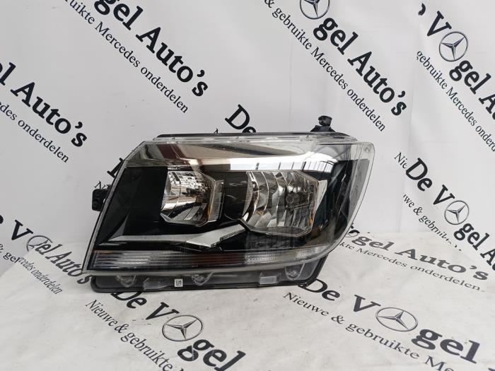 Phare gauche d'un Volkswagen Crafter, Volkswagen, -, 3 mois de garantie, Utilisé