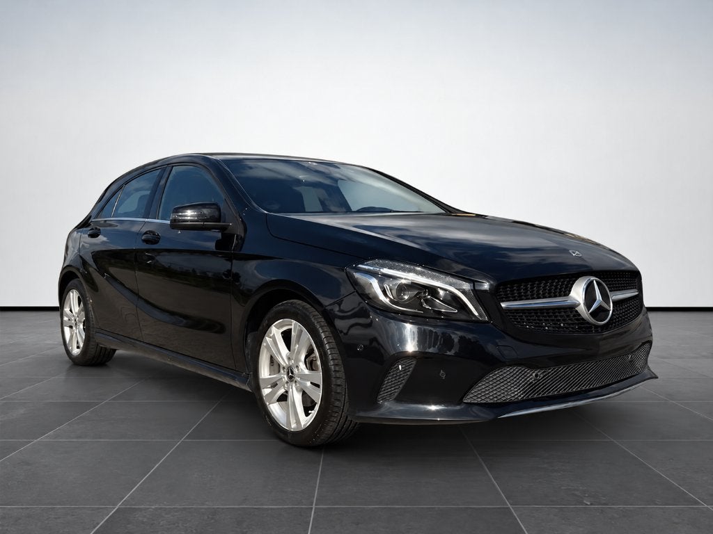 Mercedes-Benz A 180, Auto's, 4 cilinders, Leder en Stof, Zwart, 1595 cc