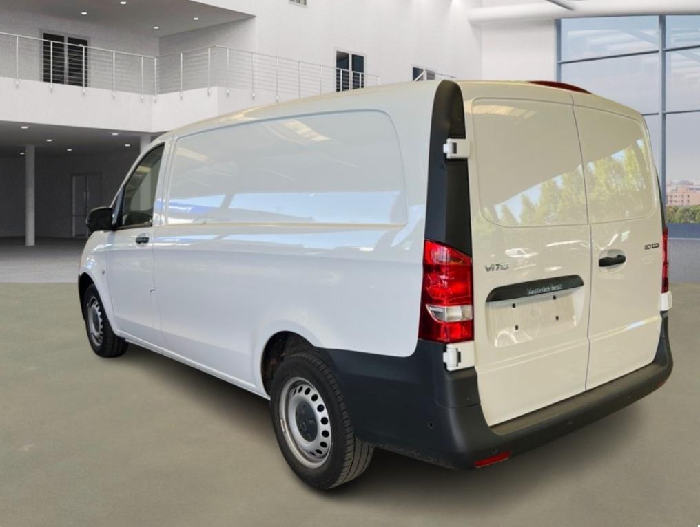 Mercedes-Benz Vito 110 CDI L2 Base | Airco | Navigatie | Cru, Auto's, Gebruikt, 4 cilinders, 2000 kg, Wit