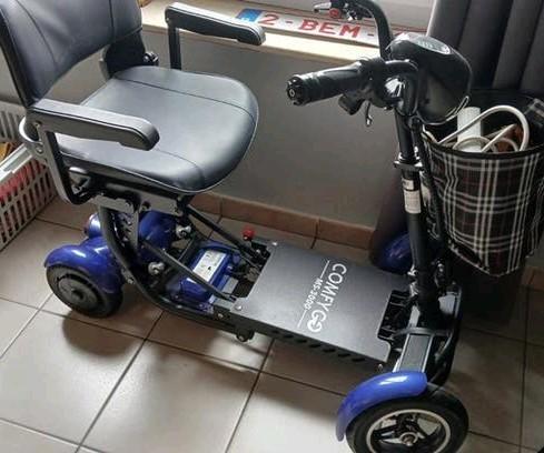 Opvouwbare mobiel scooter,  handig en makkelijk mee te nemen, Ophalen