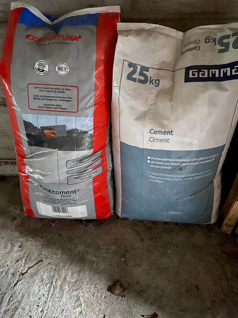 Tegellijm / cement, Ophalen, Nieuw