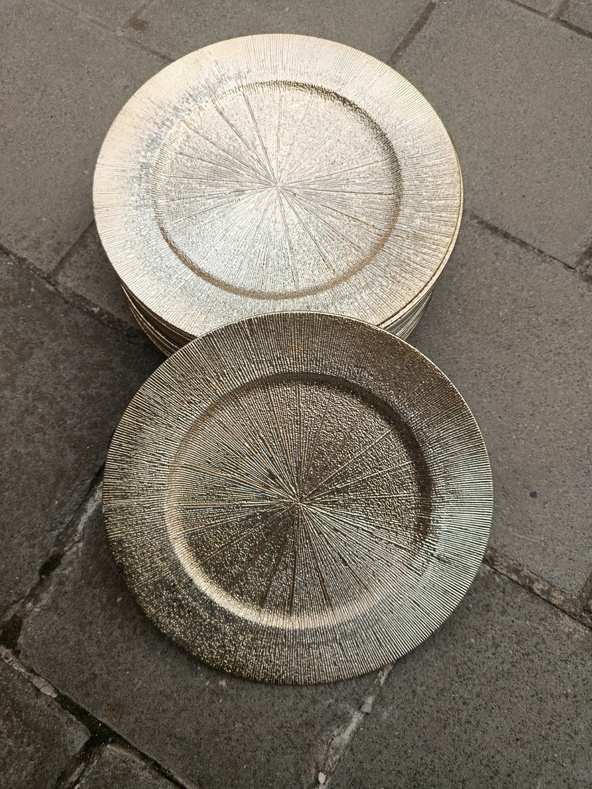 Sous plat doré 120 pieces, Ophalen, Antislip, Goud, Zo goed als nieuw
