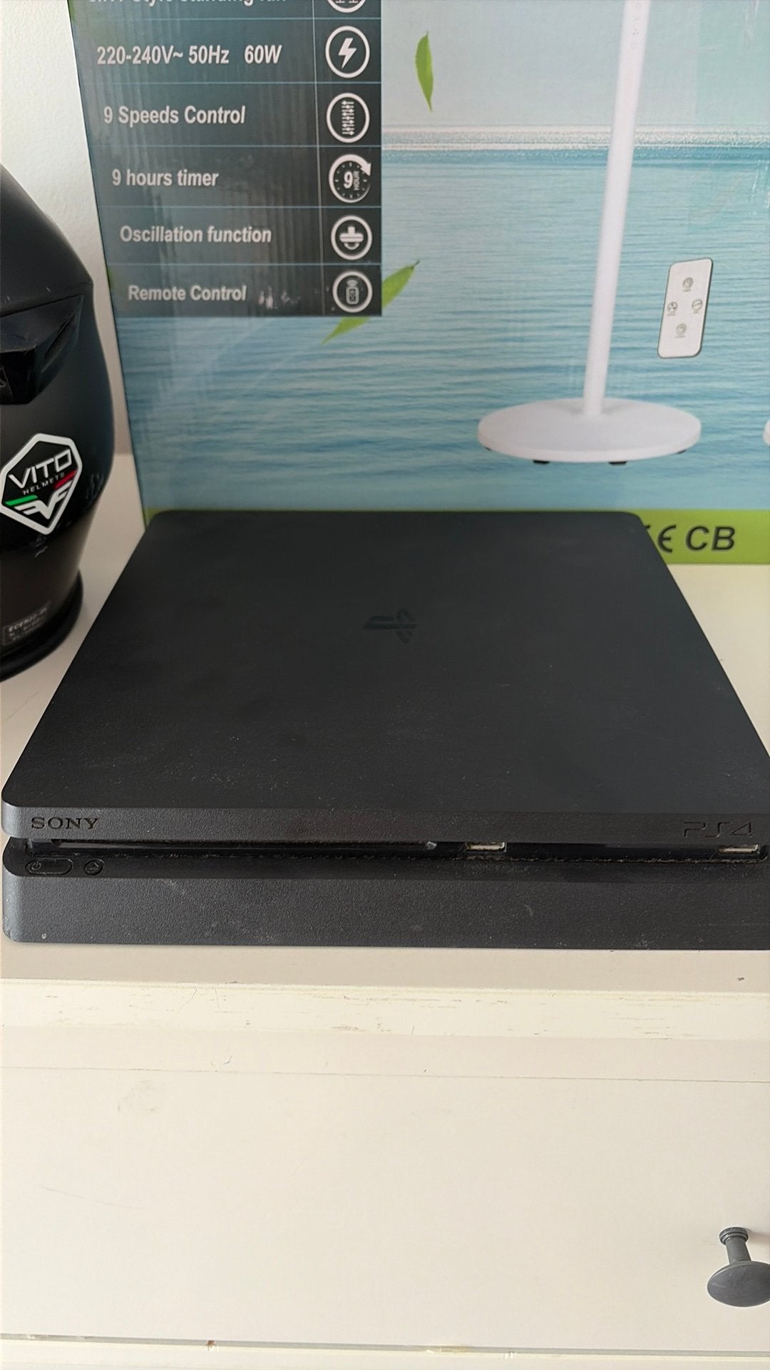 Ps4, Games en Spelcomputers, Ophalen, Zo goed als nieuw, Met 2 controllers