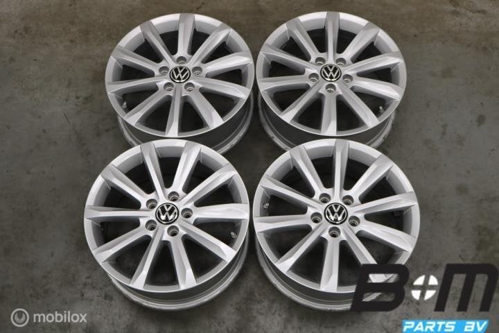 ORIGINEEL! 17 inch Helsinki velgen VW Passat B8! 3G0601025C, Auto-onderdelen, Gebruikt, Velg(en), 17 inch, Personenwagen