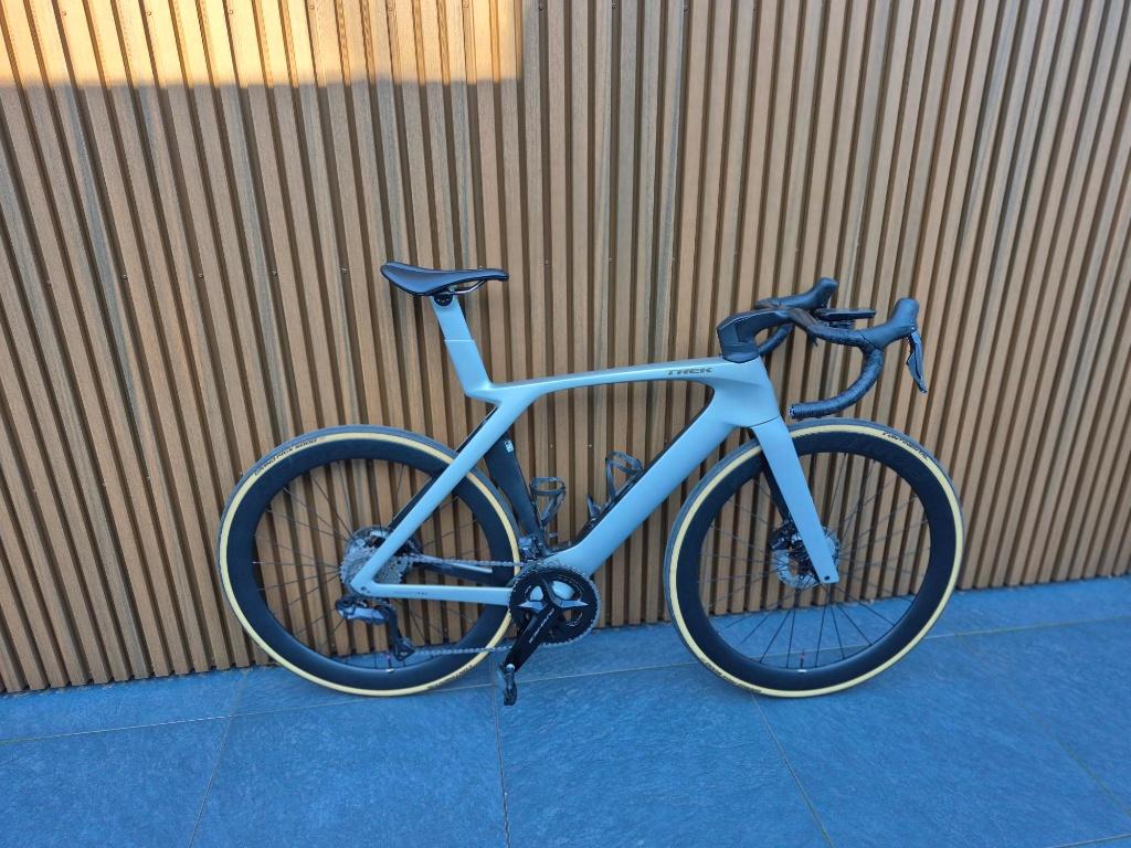 Trek Madone SLR7 GEN 7 MT56, Ophalen, Carbon, Heren, Zo goed als nieuw