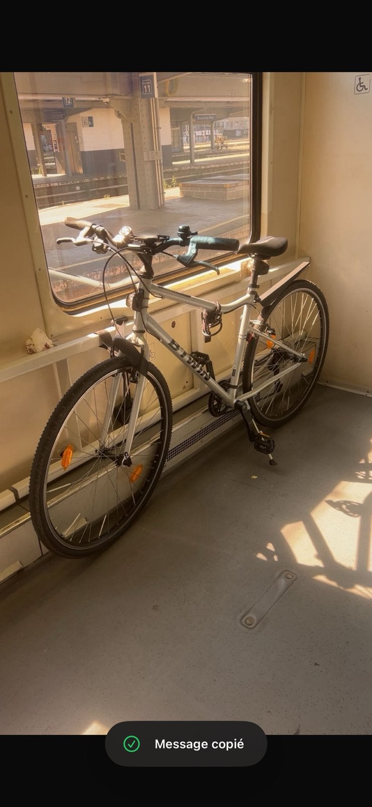 Tussen fietsen, Ophalen
