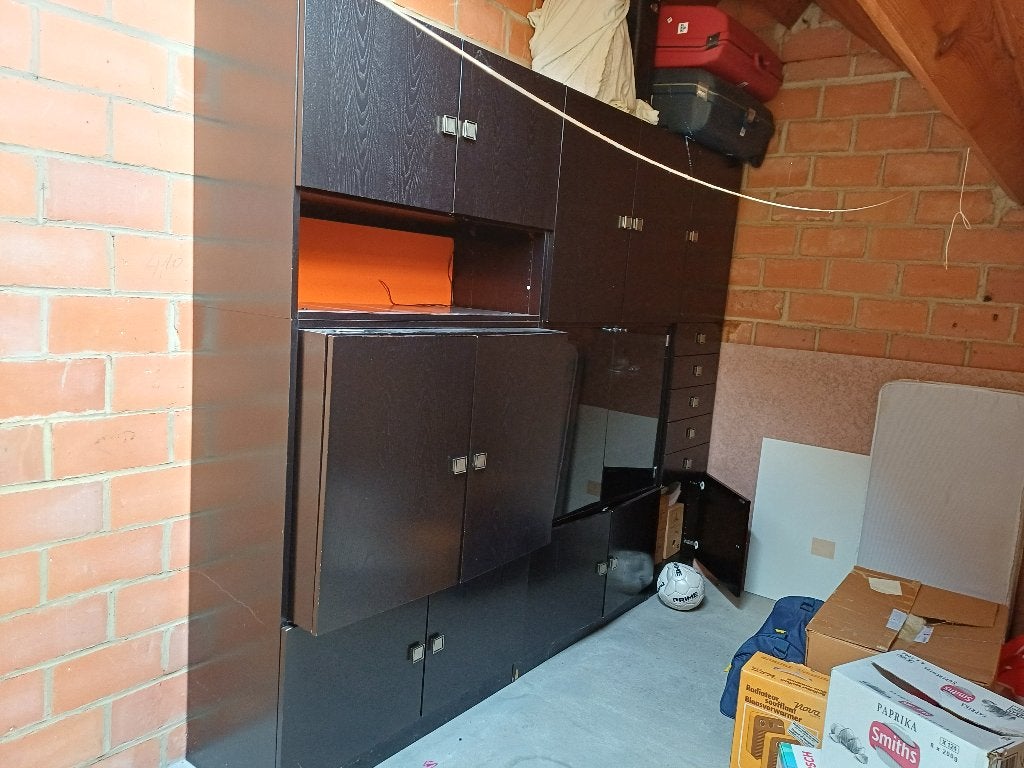 Zwarte wandkast, Ophalen, Gebruikt