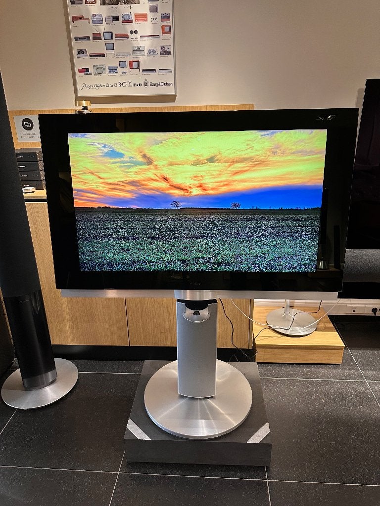 Bang & Olufsen Beovision 7-40 MK4 Bluray 70 speeldagen ! B&O, Ophalen, Info@bang-olufsen.dk, Zo goed als nieuw, Bang & Olufsen Alle 1 / DK-7600 Struer / Denmark