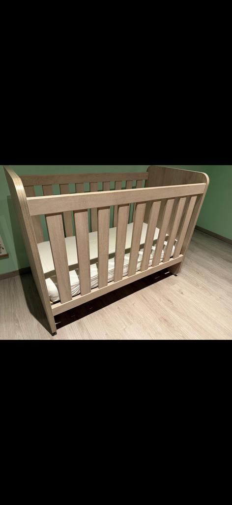 Meegroeibed voor babykamer. Prima staat !, Kinderen en Baby's, Ophalen, Zo goed als nieuw