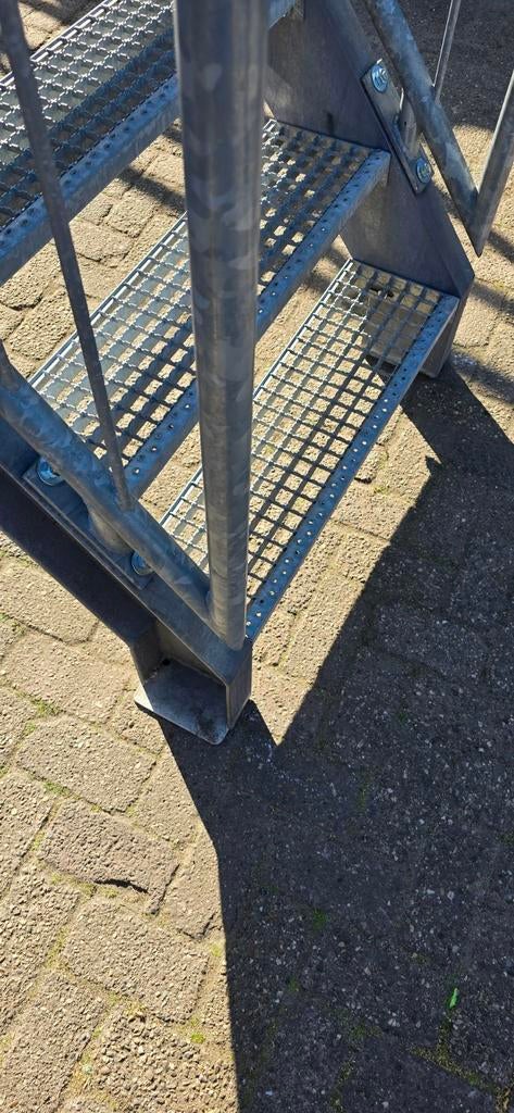 Nette verzinkte trap , gegalvaniseerde buitentrap ca. 218cm, Doe-het-zelf en Bouw, Ophalen, Gebruikt, Overige typen, 2 tot 5 meter