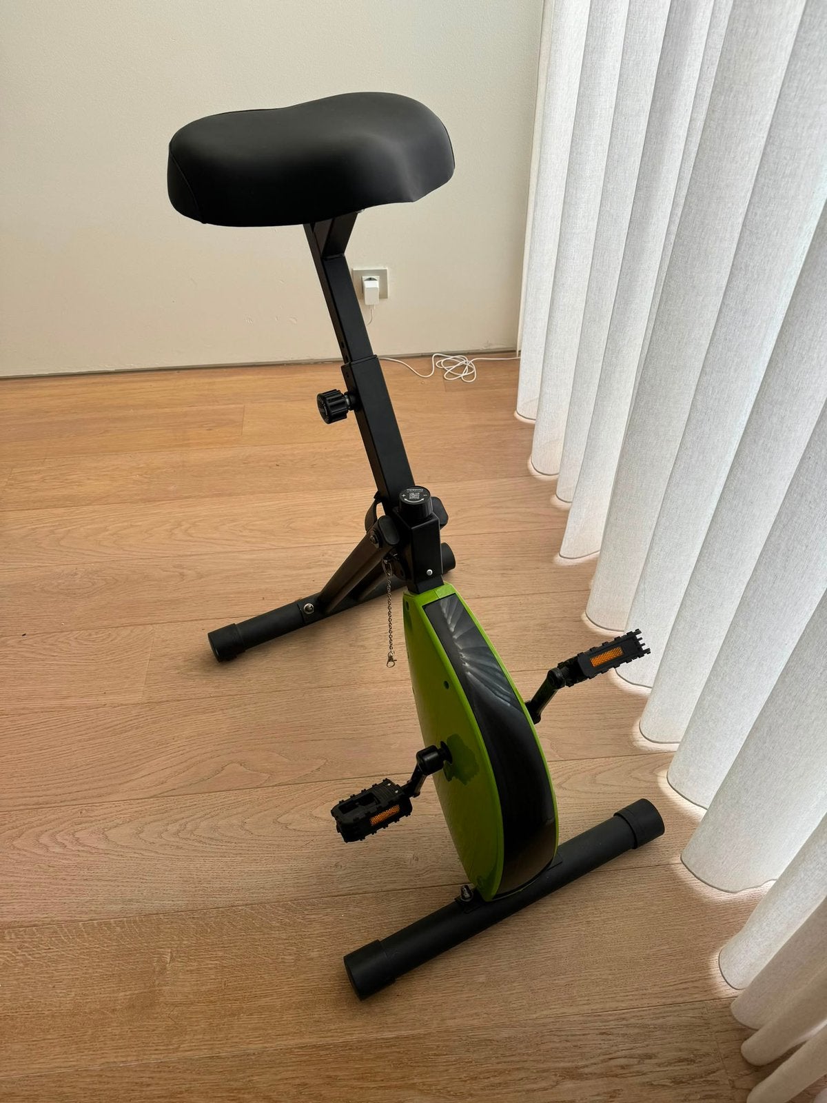 Fietstrainer voor thuiswerken, Ophalen, Zo goed als nieuw, Hometrainer
