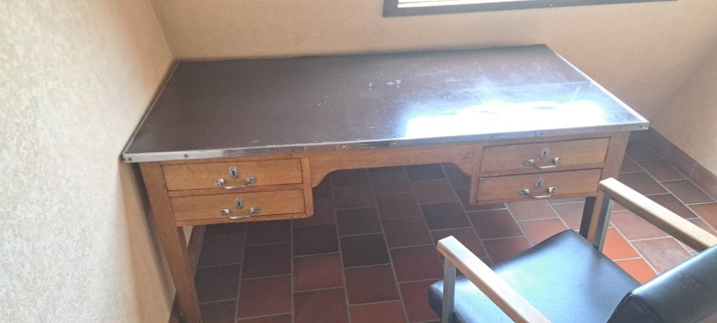 Vintage eikenhouten bureautje jaren 50-60, Ophalen, Overige typen, Gebruikt, Hout