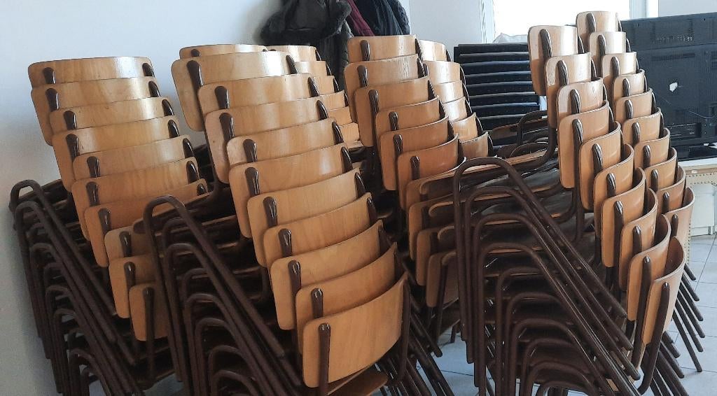 Vintage houten stoelen, Ophalen, Bruin, Chaises d'école, de bureau, Zo goed als nieuw