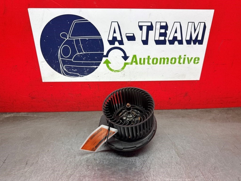 VENTILATEUR RADIATEUR MOTEUR Golf V (1K1) (|1K1819015A|), Volkswagen, Valeo, Utilisé, 100, rue de Courcelles
75017  Paris, FR