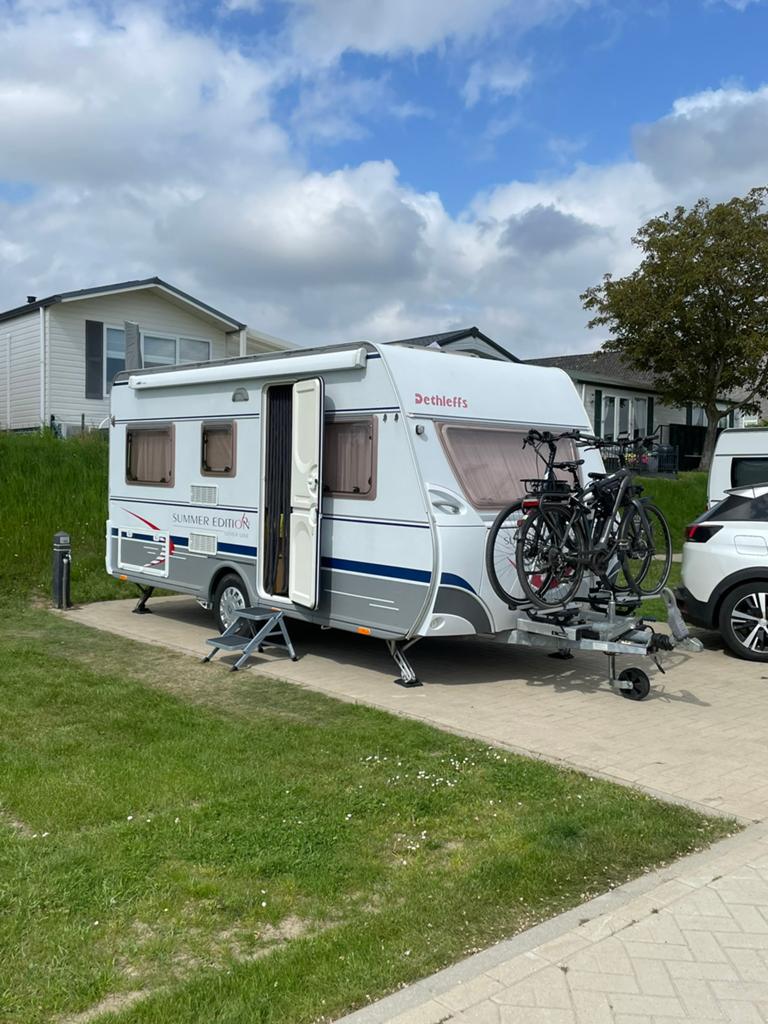 Dethleffs caravan, Caravans en Kamperen, Rondzit, Dwarsbed, Particulier, Hordeur