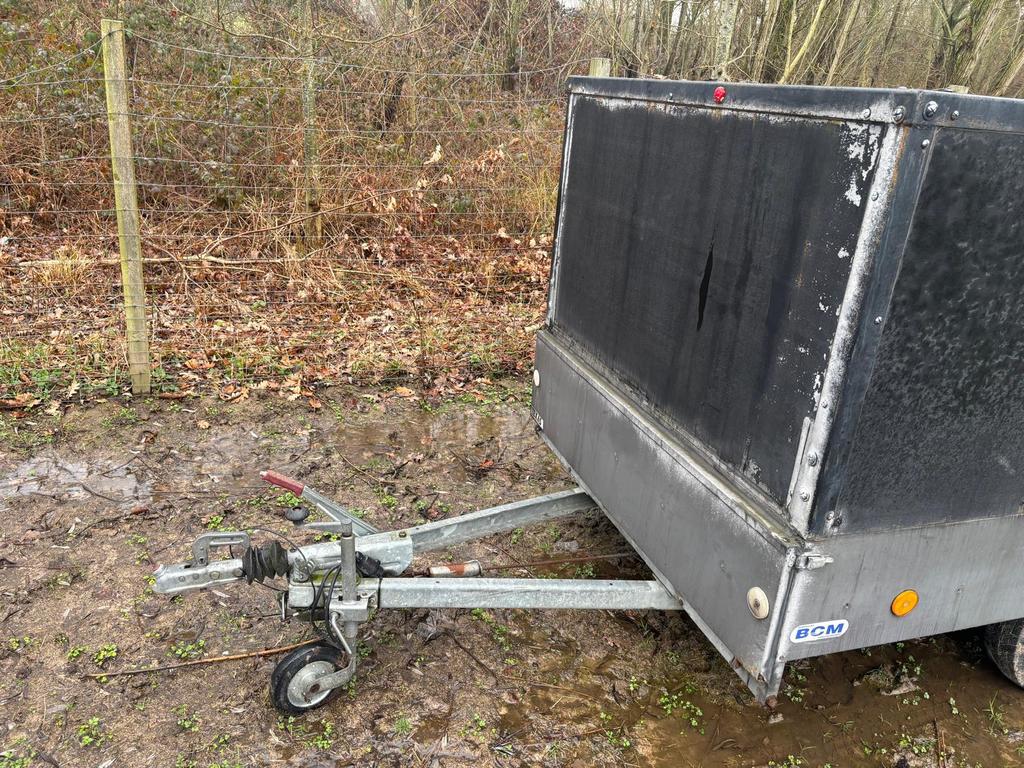 Geremde remork (aanhangwagen), Ophalen, Gebruikt