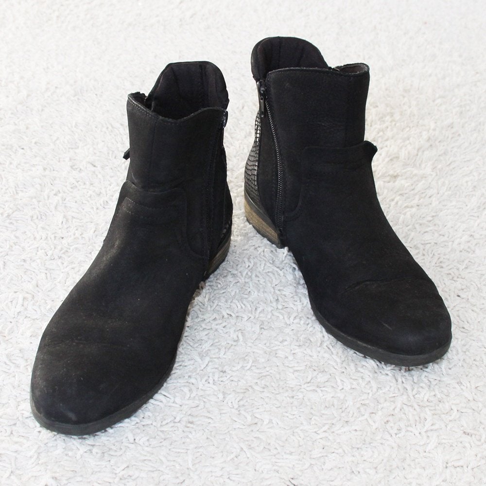 Bottes en daim noir pour femmes (taille 39) €25, -, Comme neuf, Boots et Botinnes, ---, Noir