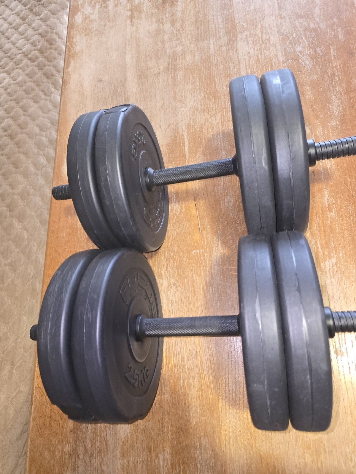 dumbbel 2 sets, Sport en Fitness, Fitnessmaterialen, Ophalen, Zo goed als nieuw, Armen, Dumbbell