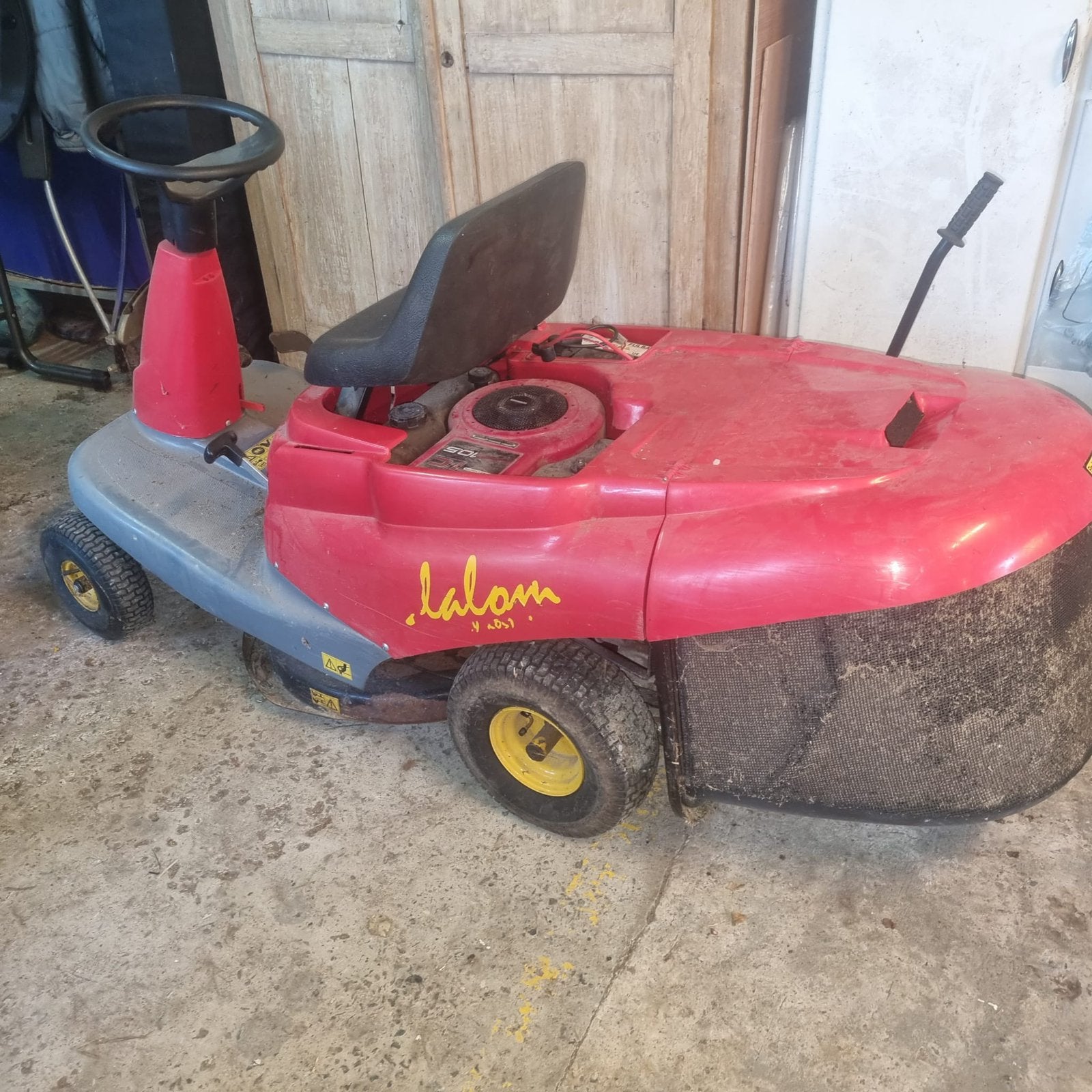 Tracteur tondeuse pour pieces, Jardin & Terrasse, Enlèvement, Utilisé, 50 cm ou plus, Tondeuses à gazon à essence