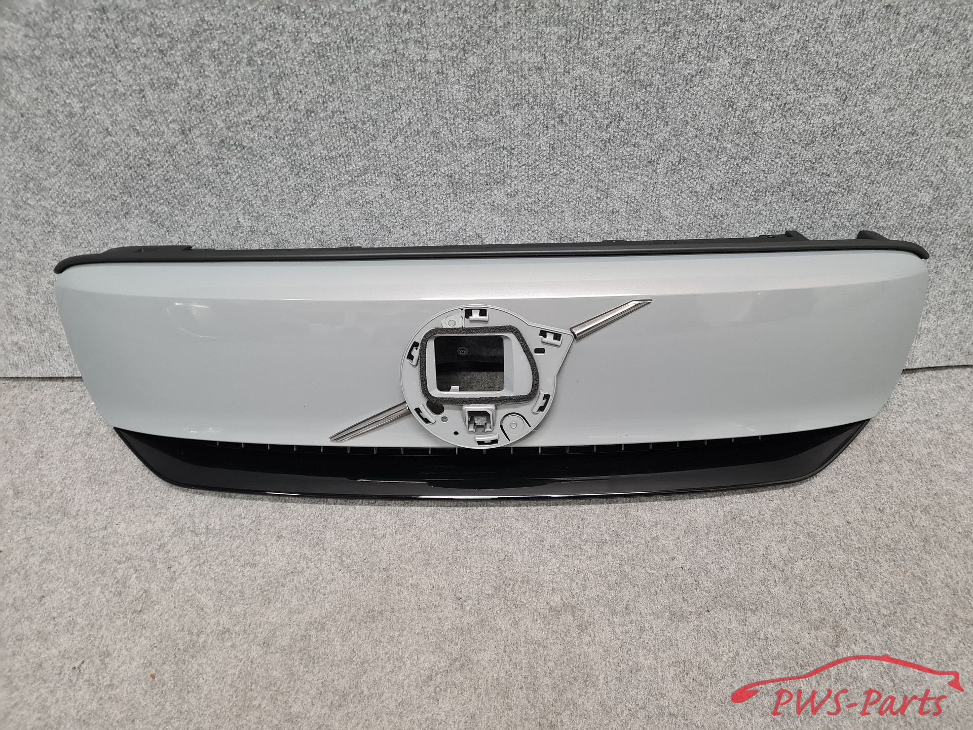 VOLVO XC40 RECHARGE P8 ELECTRIC GRILL ORIGINEEL, Auto-onderdelen, Gebruikt, -, -, Ophalen of Verzenden
