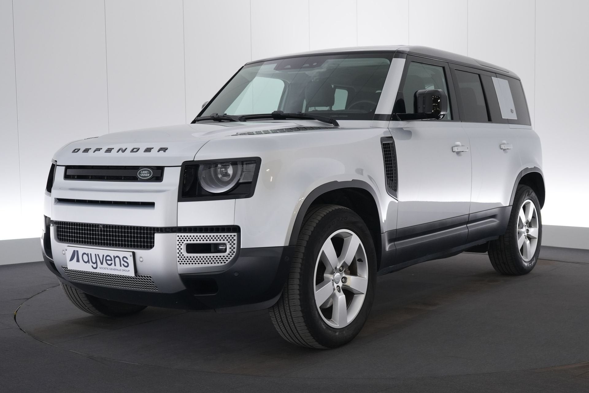 (2AKJ837) LAND ROVER DEFENDER 110, Autos, Land Rover, Cuir, Argent ou Gris, Euro 6, Entreprise