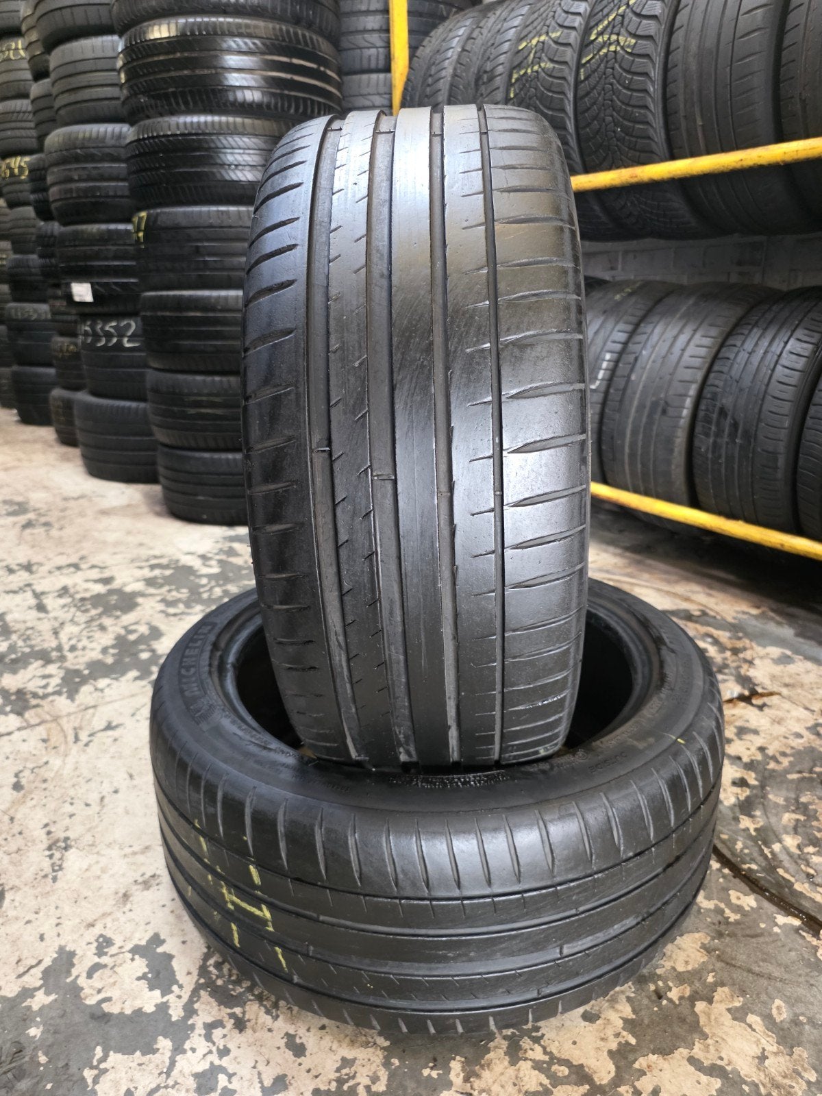 255 40 19 Michelin avec montage et équilibrage, Enlèvement