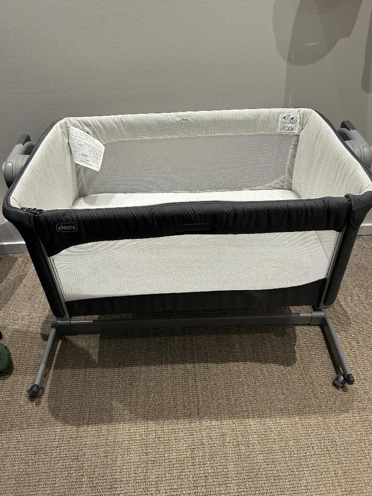 Berceau Cododo Next2Me Magic - Moon Grey, Enfants & Bébés, Berceaux & Lits, Comme neuf, Berceau, Enlèvement