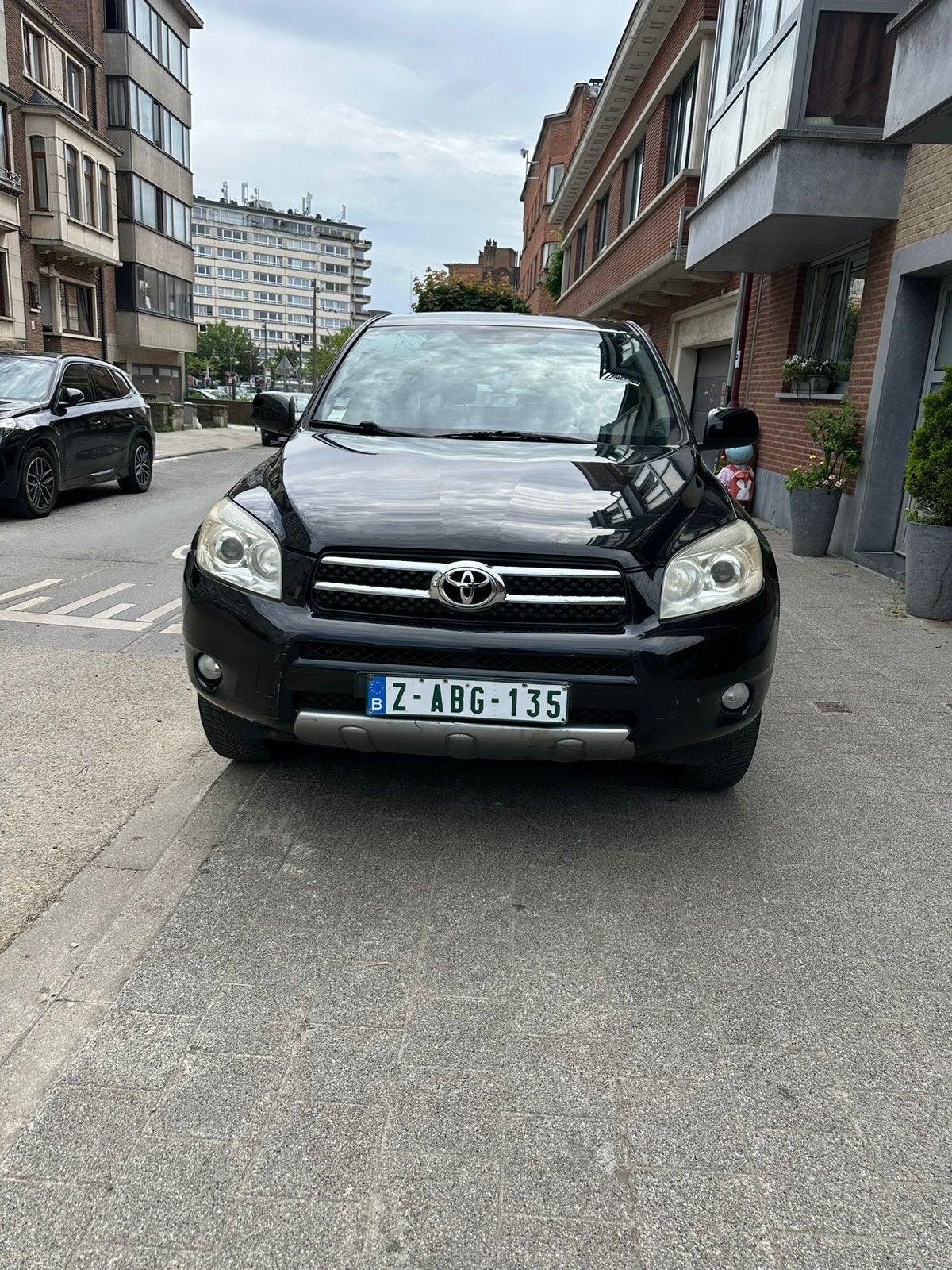 Toyota rav4 2.2D4D*EXPORT*04859057, Auto's, Stof, Zwart, 4 cilinders, Zwart
