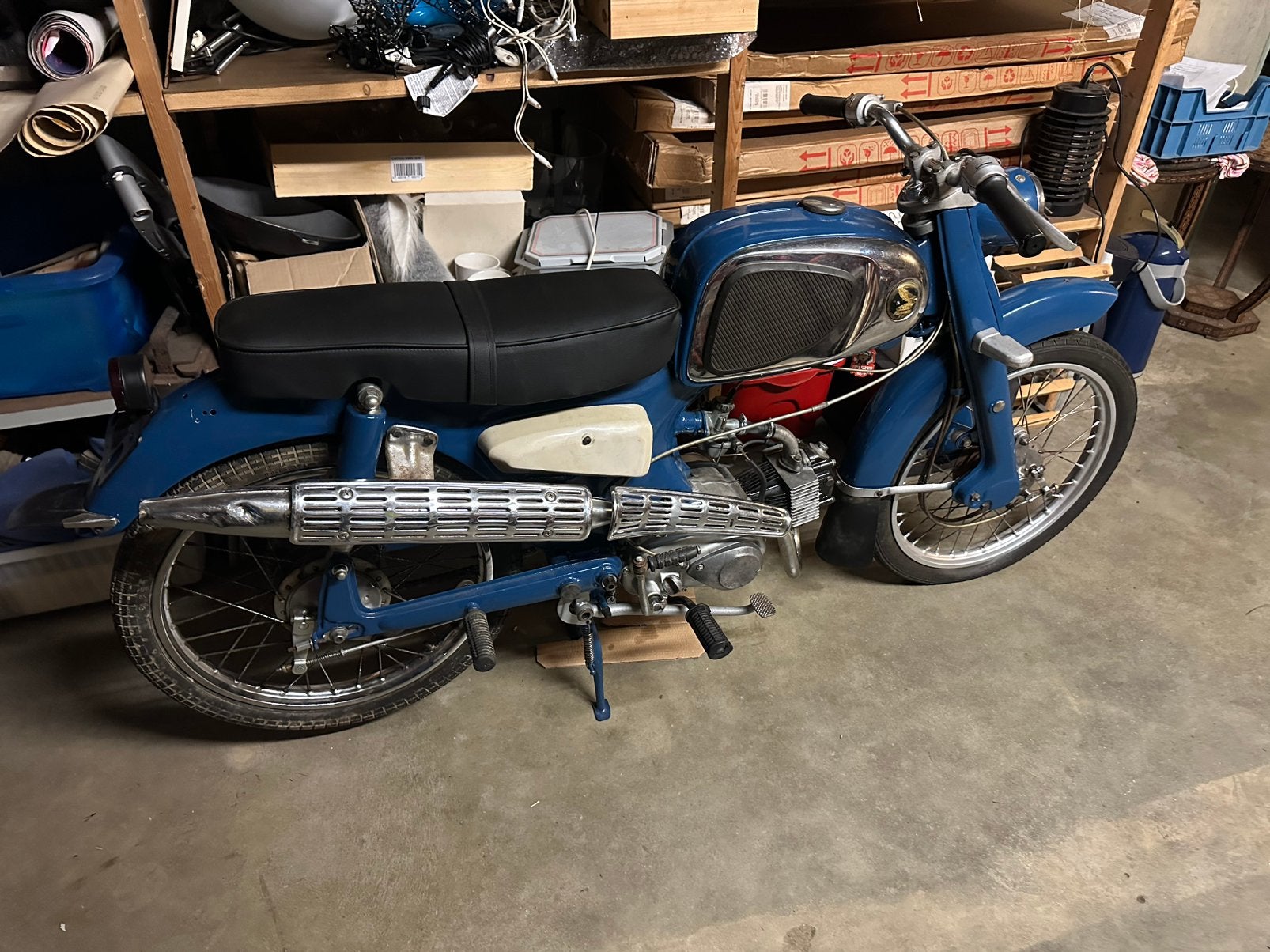 Honda c110, Enlèvement