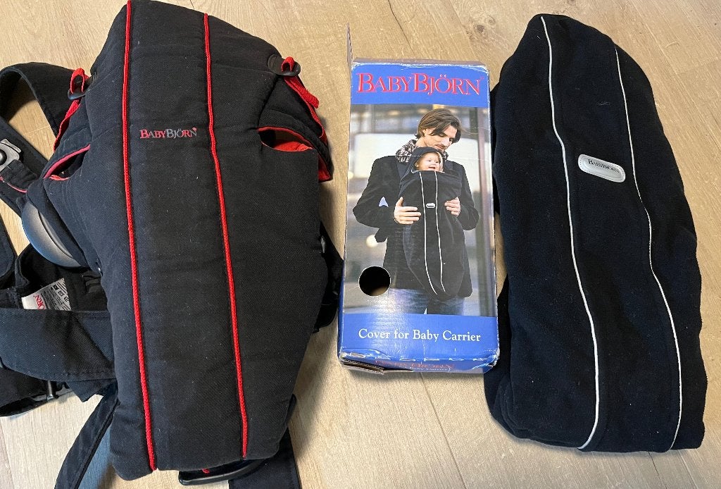 Babybjörn baby carrier + cover, Kinderen en Baby's, Verzenden, Gebruikt, Draagzak