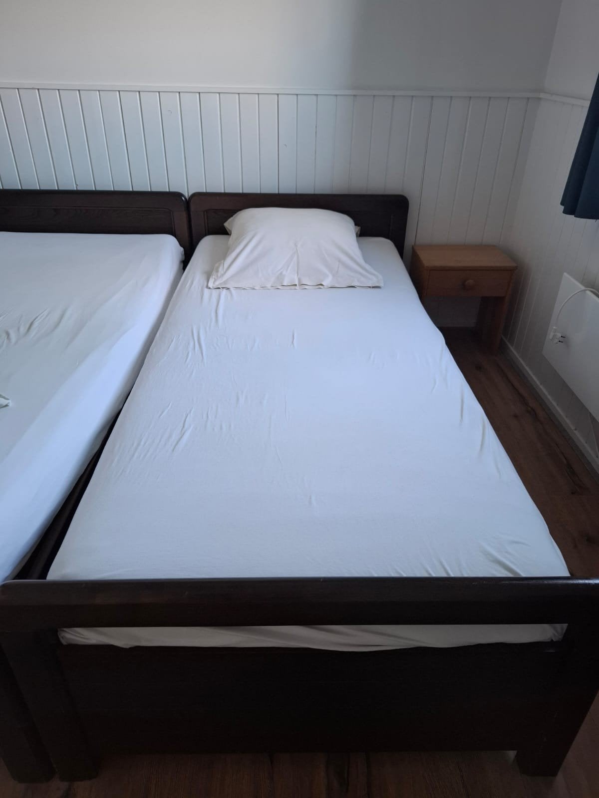 1 ou 2 lits simples à vendre, 100 cm, Enlèvement ou Envoi, Une personne, Brun