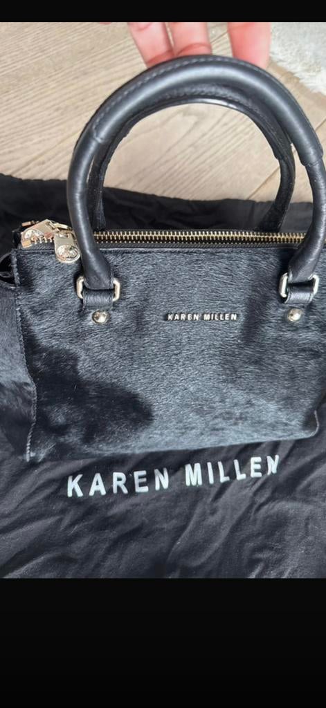 Stijlvolle Karen Millen handtas in luxe pony hair‑look, Enlèvement, Comme neuf, Noir, Sac à main