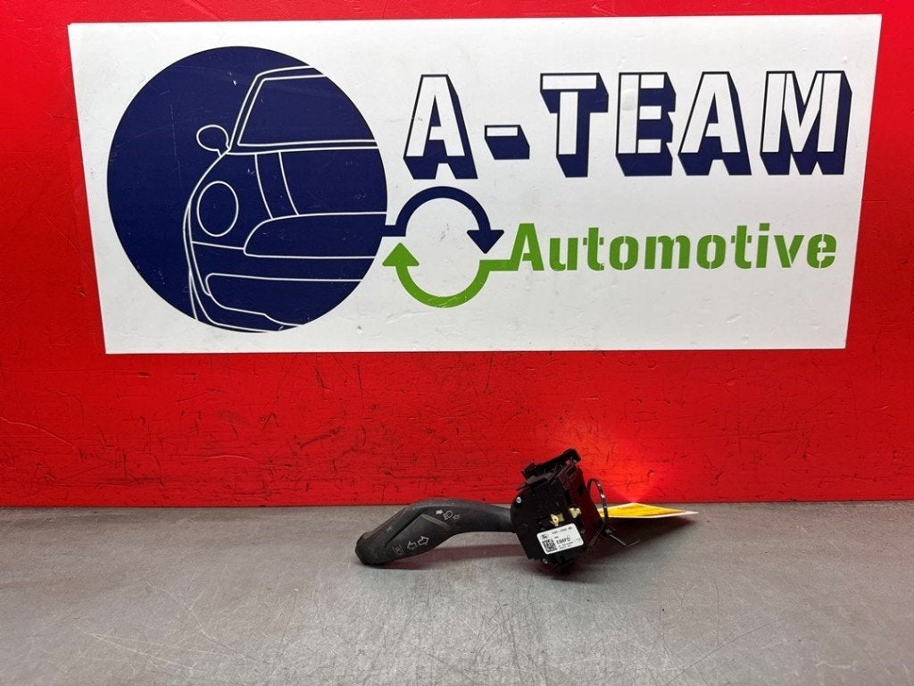 COMMUTATEUR CLIGNOTANT Ford C-Max (DXA) (|CV6T13335BD|), Henry-Ford-Straße  1
50735  Köln, DE, Ford-Werke GmbH, Kunden@ford.com