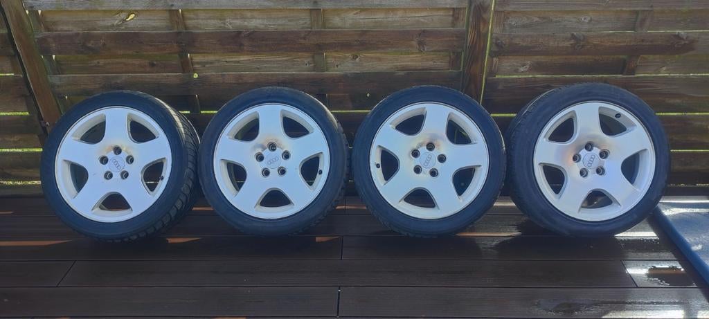 Jantes Audi 17 5x112 Audi A8, Autos : Pièces & Accessoires, Pneus & Jantes, Pneus et Jantes, Pneus été, 17 pouces, Enlèvement