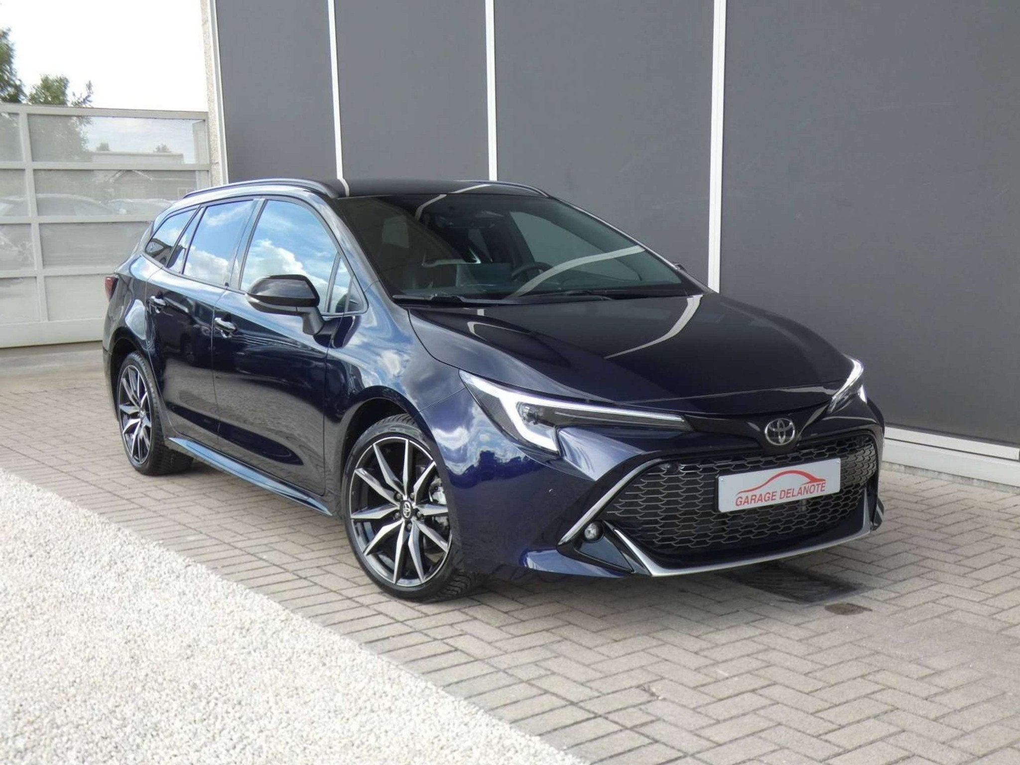 Toyota Corolla Touring FACELIFT 1.8 Hybrid 140pk GR Sport +P, Autos, Achat, Entreprise, Corolla, 5 portes