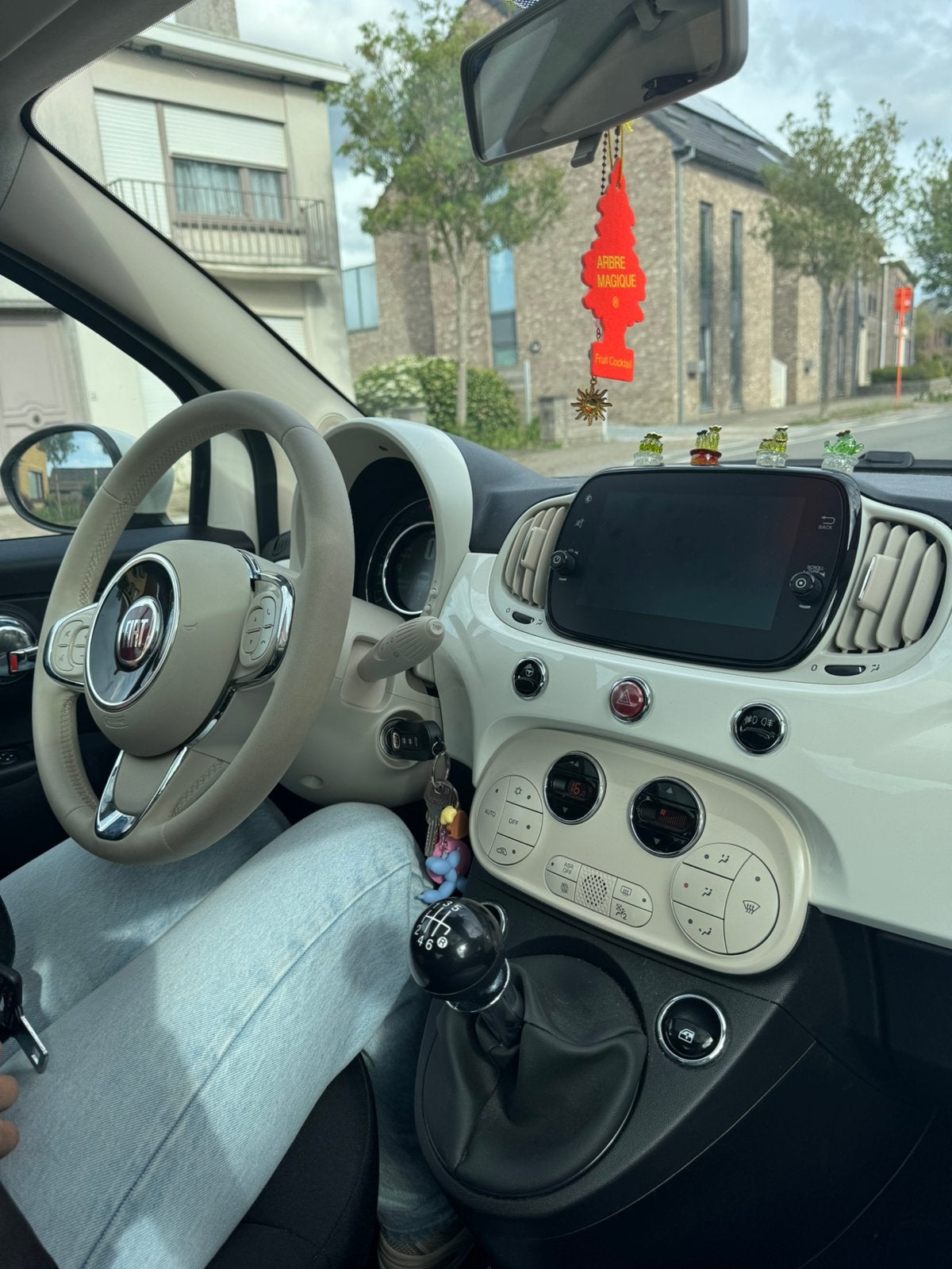 Fiat 500 te koop ( 2023 wit ), Auto's, Fiat, 4 zetels, Stof, Zwart, USB
