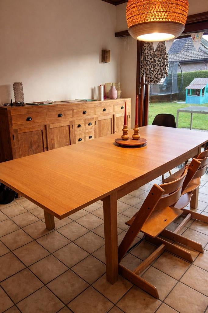 Mooie, verlengbare eikenfineer eettafel, Huis en Inrichting, Ophalen