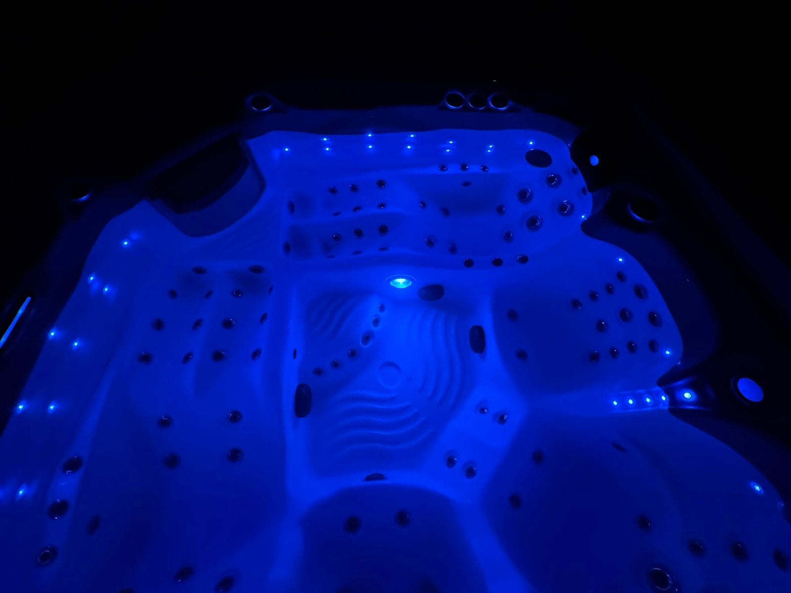 Jacuzzi - Spa - Bubbelbad, Tuin en Terras, Ophalen, Zo goed als nieuw
