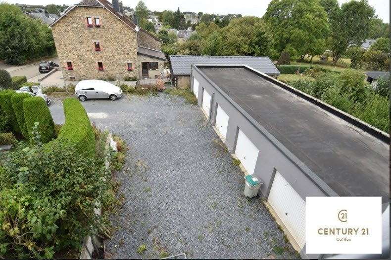 Garage à Bertrix centre, Province de Luxembourg