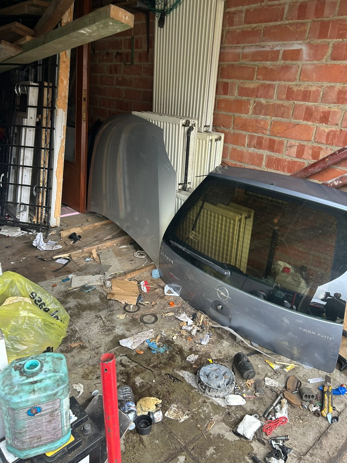Garage verkopen veel materiaal verhuizen, Ophalen, Zo goed als nieuw