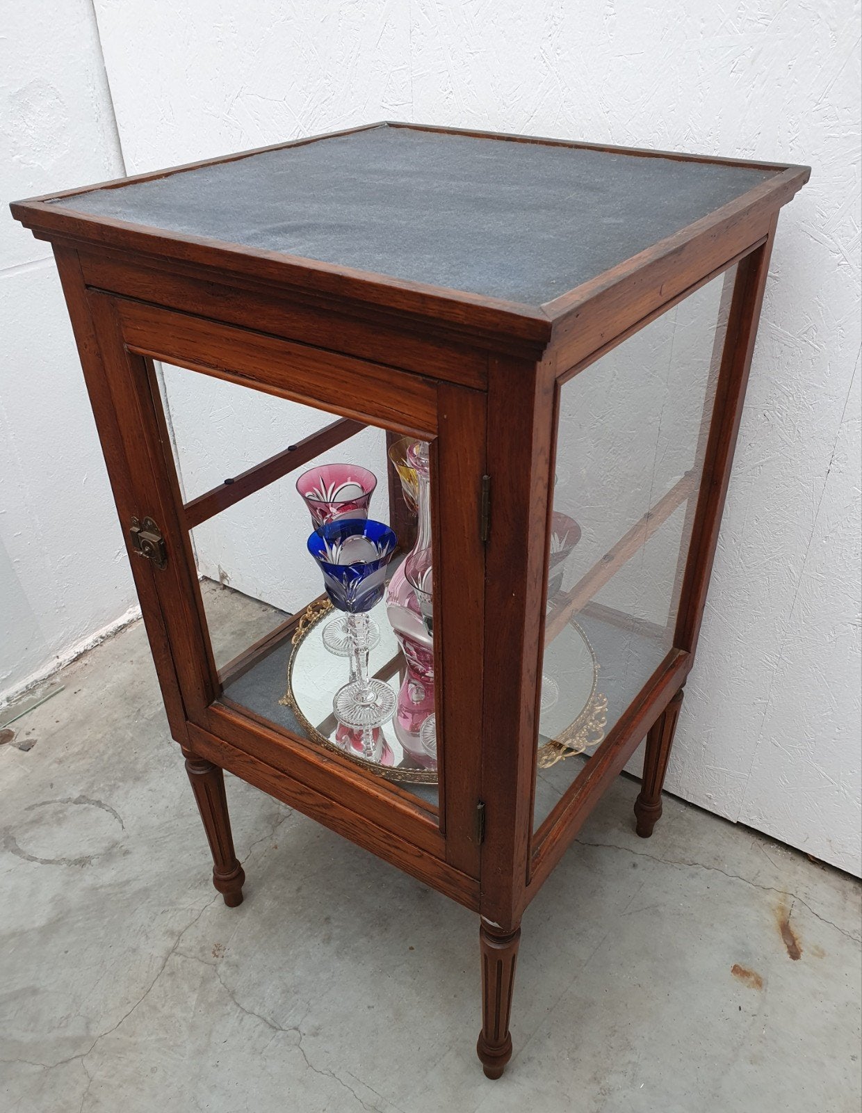 mooie vintage vitrine kastje, Ophalen