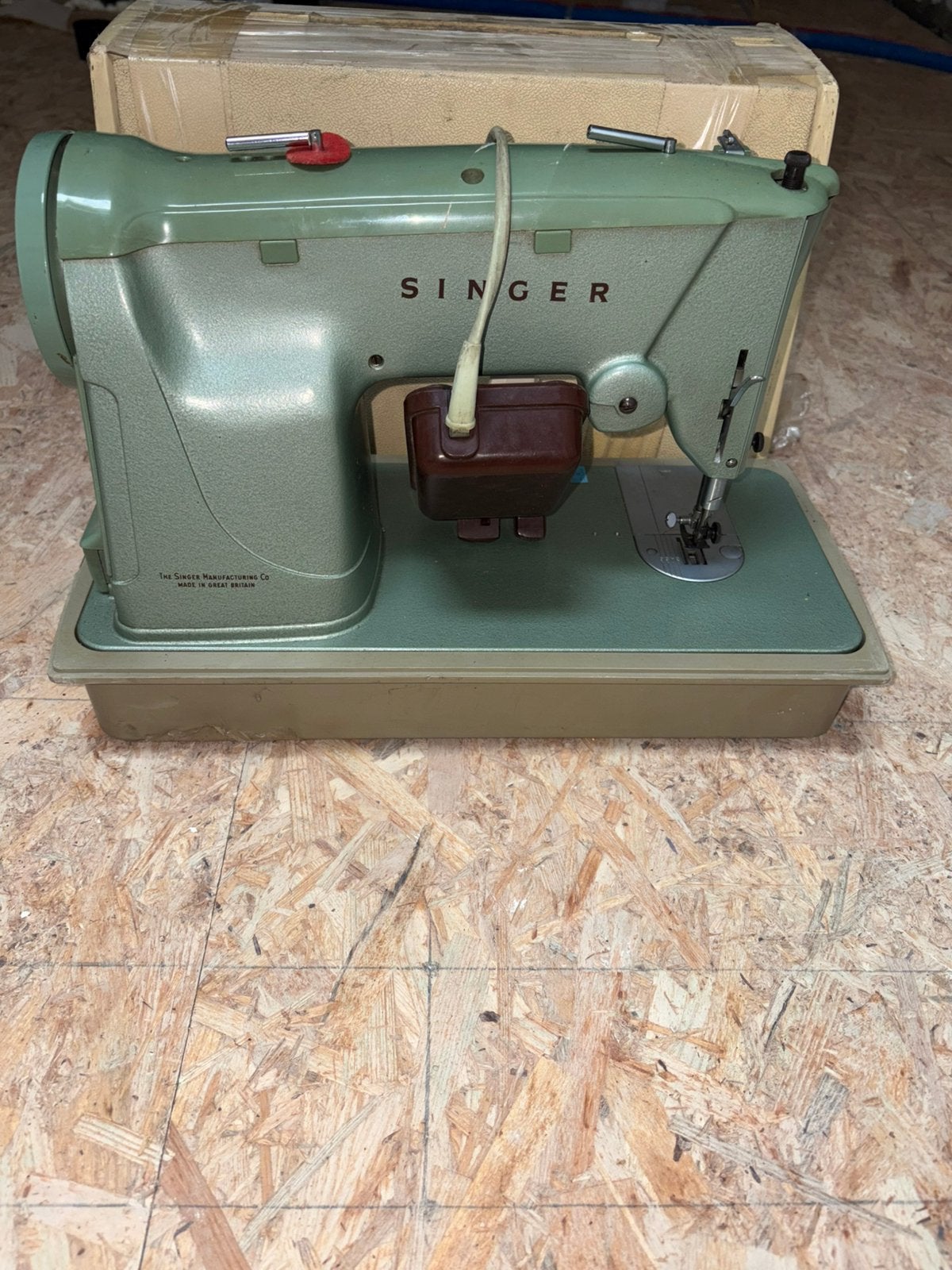 Machine à coudre Vintage Singer Retro, Antiquités & Art, Enlèvement