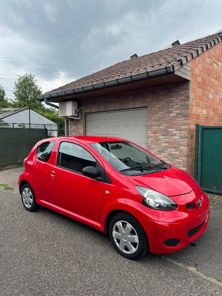 Toyota aygo 1.0 Benzine 86.500 km, Auto's, Handgeschakeld, Particulier, Aygo, Te koop