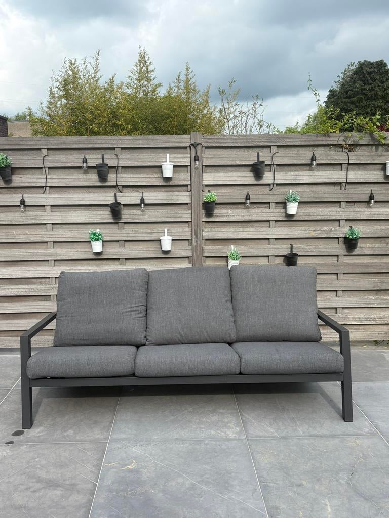Strakke cosy antraciet zitbank!, Tuin en Terras, Ophalen, Zo goed als nieuw, Kunststof
