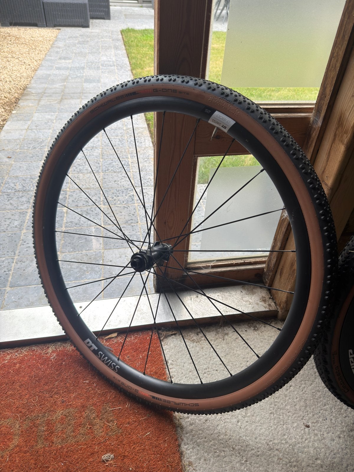 Dt swiss g1800 wielen met gravelbanden in goeie staat, Fietsen en Brommers, Fietsonderdelen, Ophalen, Zo goed als nieuw