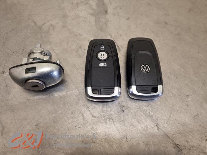 Clé pliable d'un Volkswagen Transporter, Autos : Pièces & Accessoires, Volkswagen, -, 3 mois de garantie, Utilisé