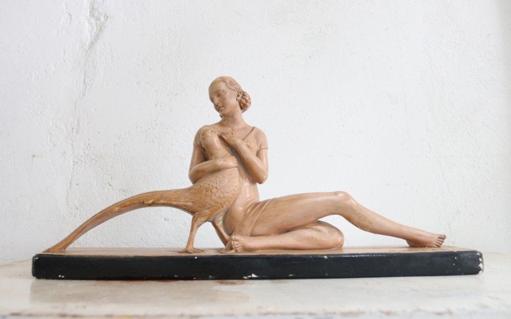 Salvatore Melani art deco beeld vrouw met fazant, jaren 30, Statue, Art deco, Gips, Peint