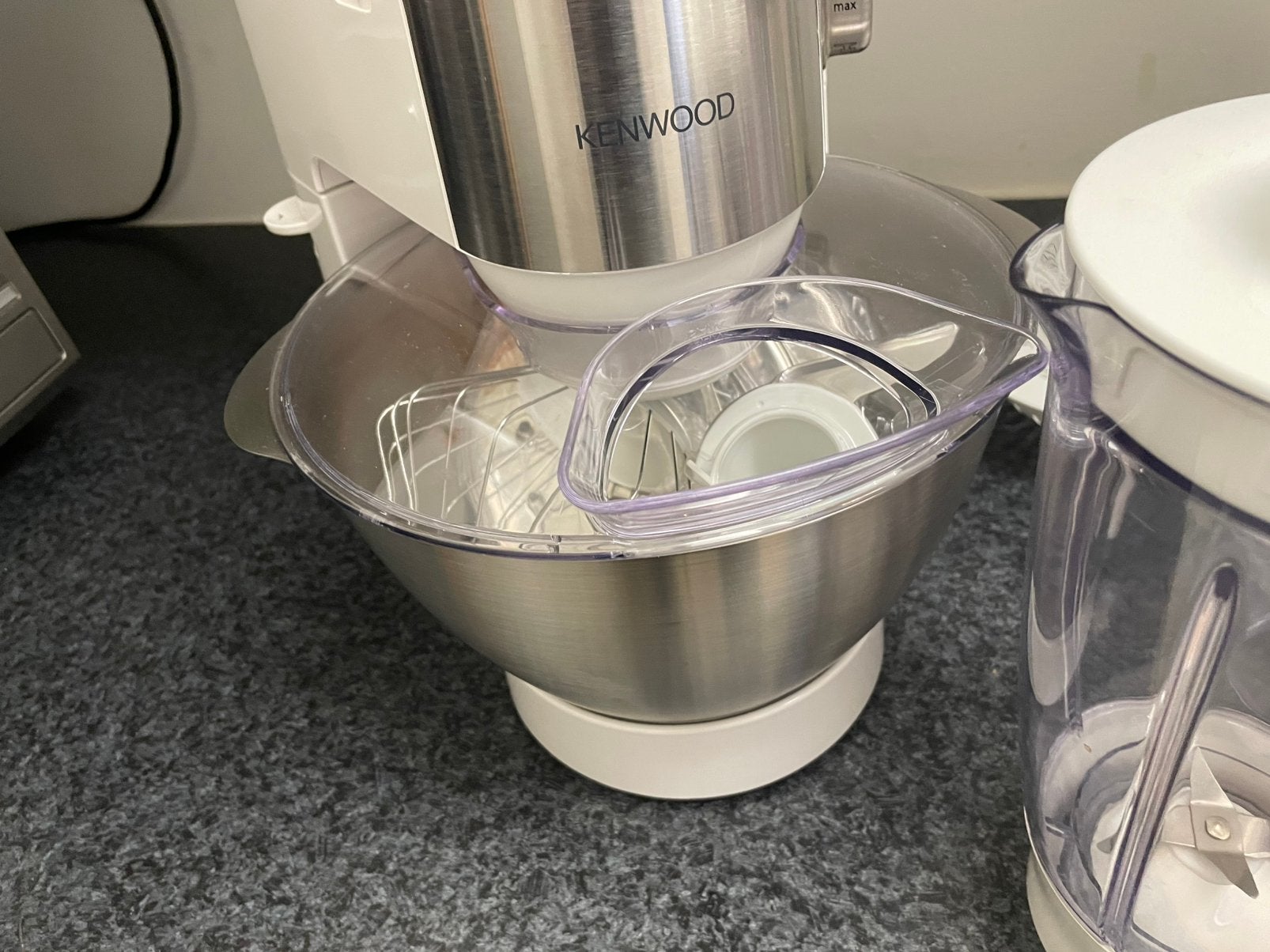 Robot Kenwood serie 260, Elektronische apparatuur, Keukenmixers, Ophalen, Nieuw