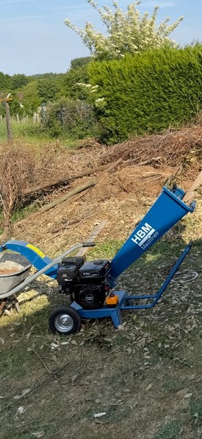 Hakselaar (HBM Benzine) 4 Takt 6.5 PK - 196 cc, Tuin en Terras, Hakselaars, Ophalen, Zo goed als nieuw, Benzine, HBM
