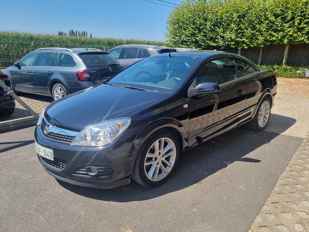 OPEL ASTRA CABRIO, Auto's, Voorwielaandrijving, https://public.car-pass.be/vhr/9c38bd83-5941-4c4b-9a87-e0d0bb20adcf, 110 kW, 4 cilinders
